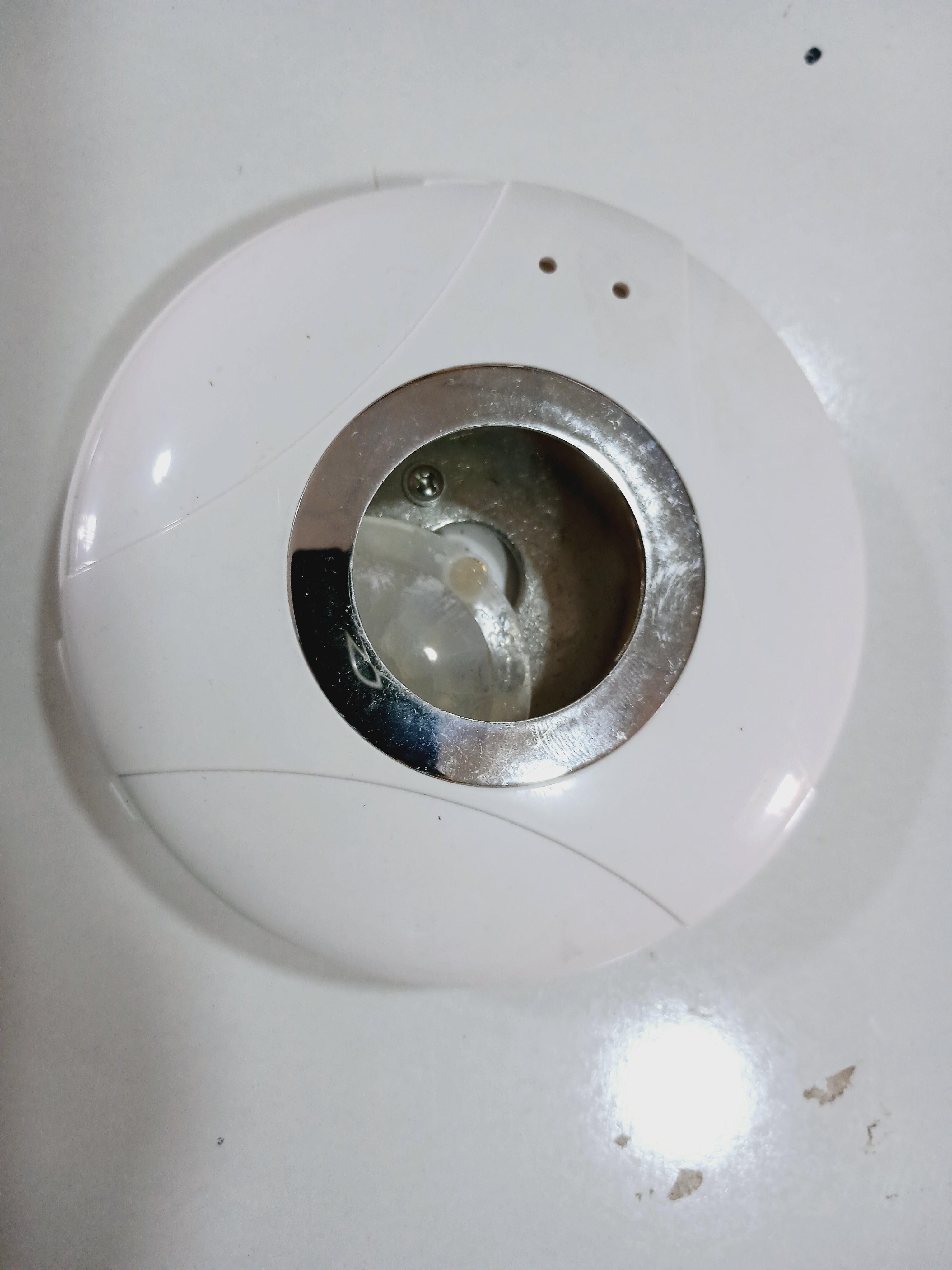 Infrared sensor case – Microscale