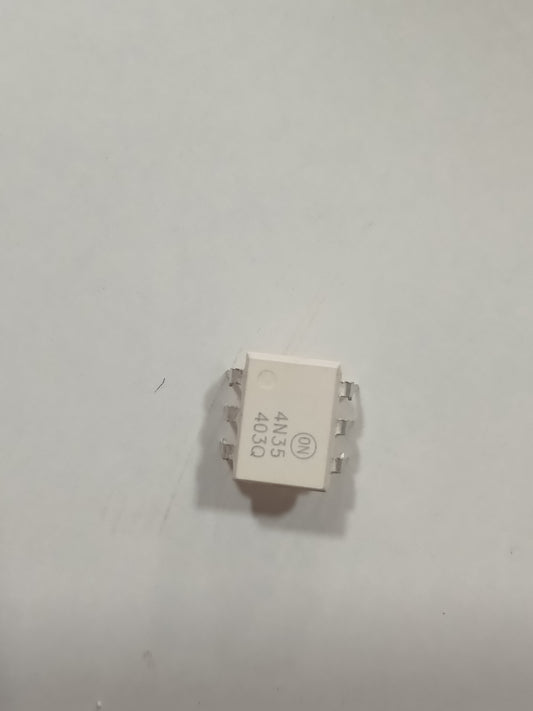 4N35 Optocoupler